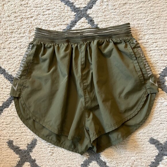 Gymshark running shorts olive green XS - Picture 2 of 3
